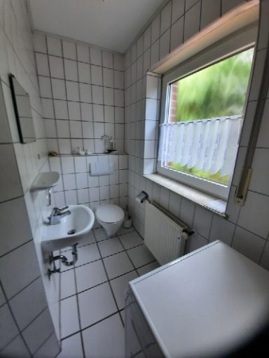 Gäste-WC mit Waschmaschine